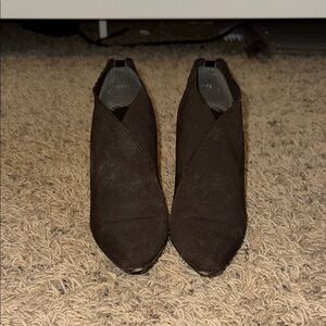 Stuart Weitzam Brown Fabric Wrap Heeled Pointed Booties